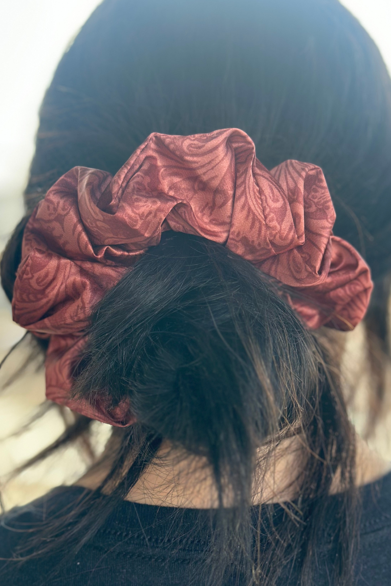The Country Road Scrunchie