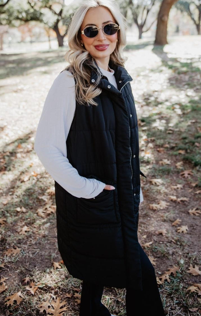 The Long Puffer Vest in Black