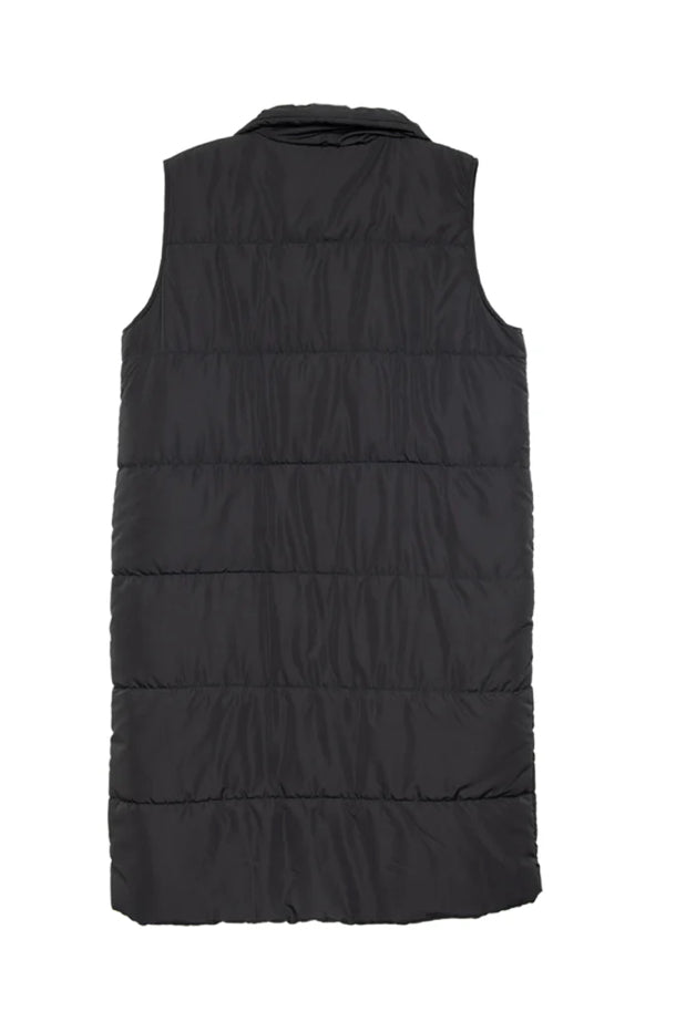 The Long Puffer Vest in Black